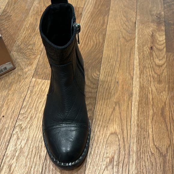 Zadig and Voltaire studded black booties, gently used. Beautiful and stylish - Picture 2 of 4